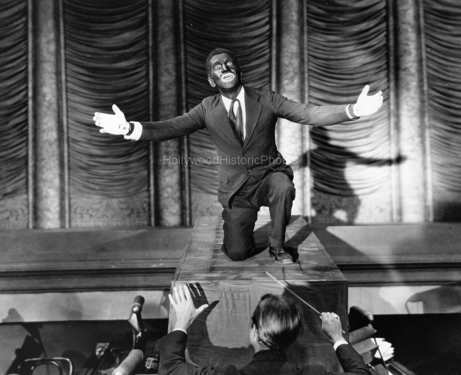Al Jolson 1927 2 The Jazz Singer wm.jpg